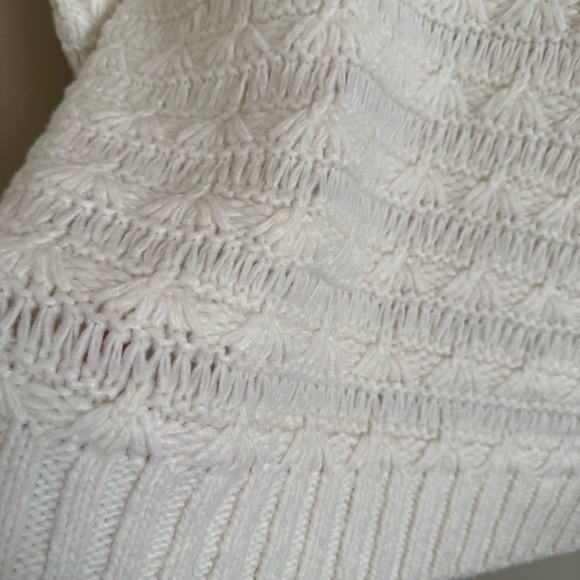 Sweater - Picture 3 of 6